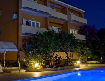 Apartments Sany with pool, island of Rab Croatia